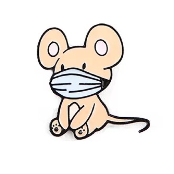 Cute Mouse Mask Enamel Pin Kids Pandemic Commemorative Brooch Accessory - Picture 2 of 8
